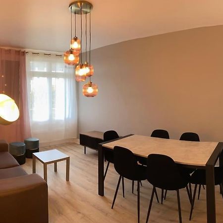 Bel Appartement Centre Ville De Вьерзон Экстерьер фото